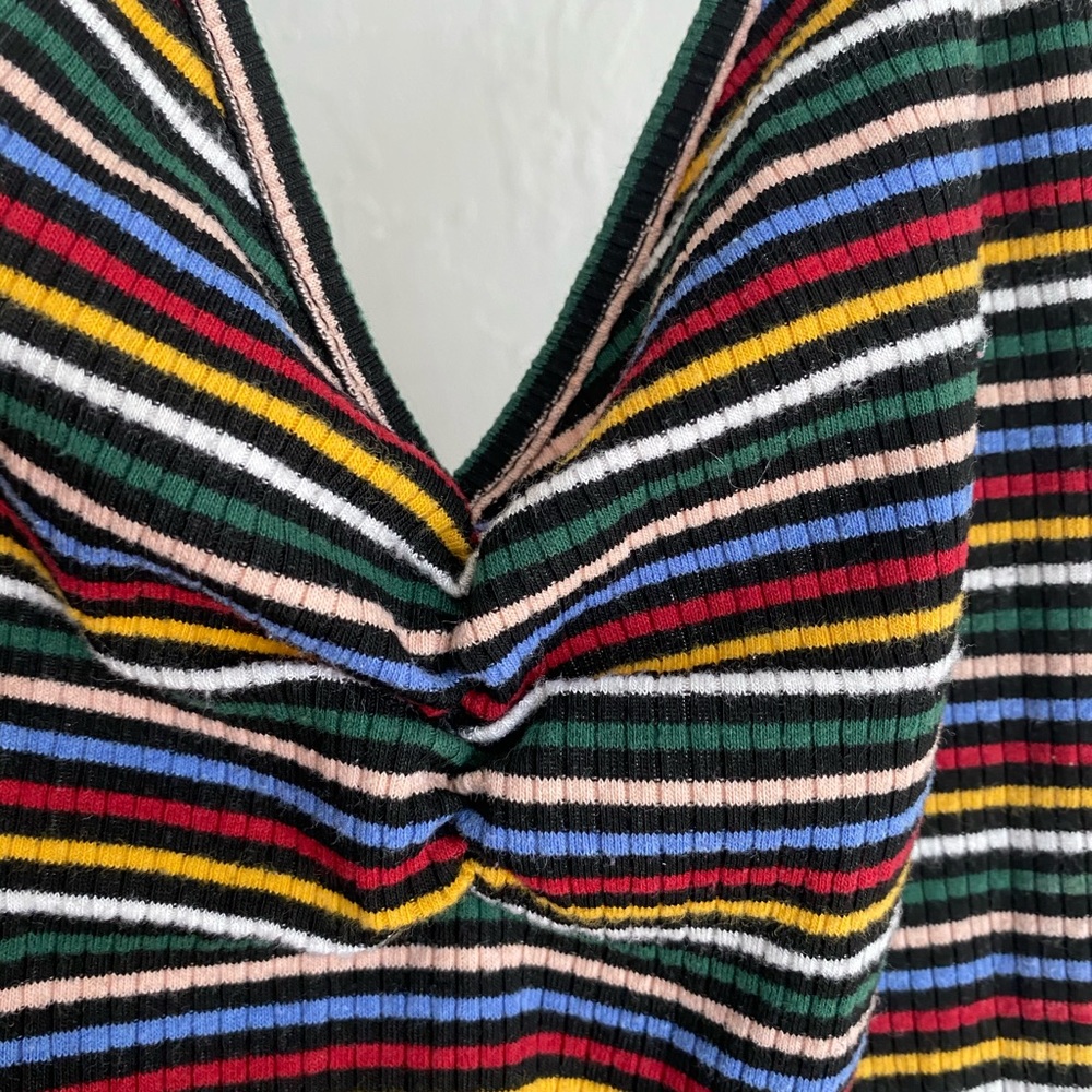 halter top - Picture 4 of 4